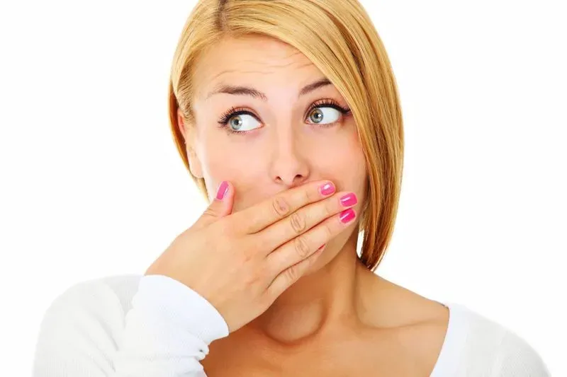 Как проверить у себя запах изо рта
